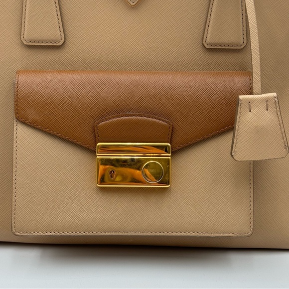 (SOLD) Prada Stefano Leather Galleria Front Pocket Crossbody - Picture 3 of 17